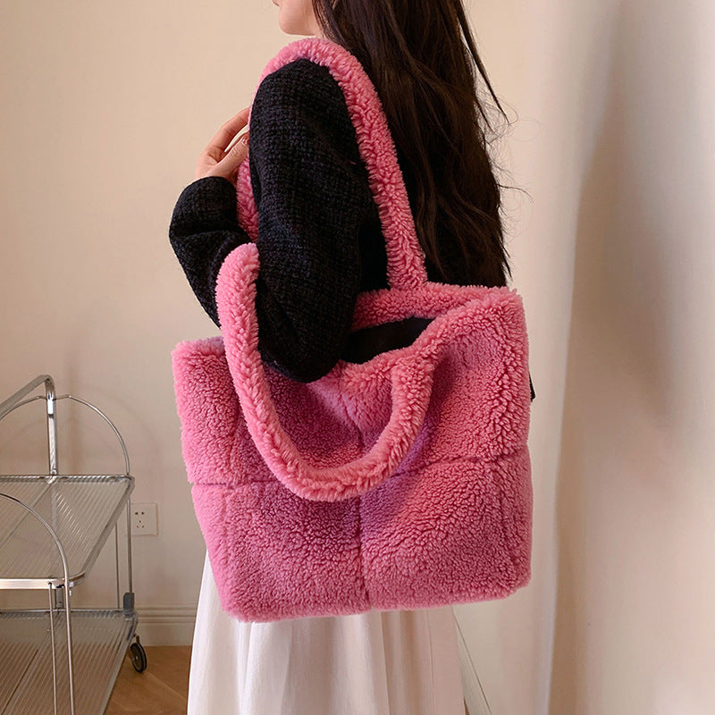 Women's Designer Luxury Plush Bag Winter Fashion Cute Tote Handbags Large Capacity Portable Single Shoulder Furry Bags-9